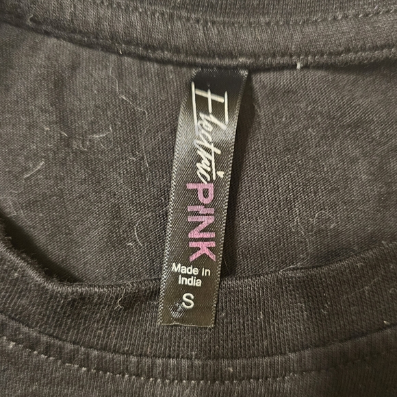 Girls Small glow in the dark rocket and stars shirt - Picture 3 of 3